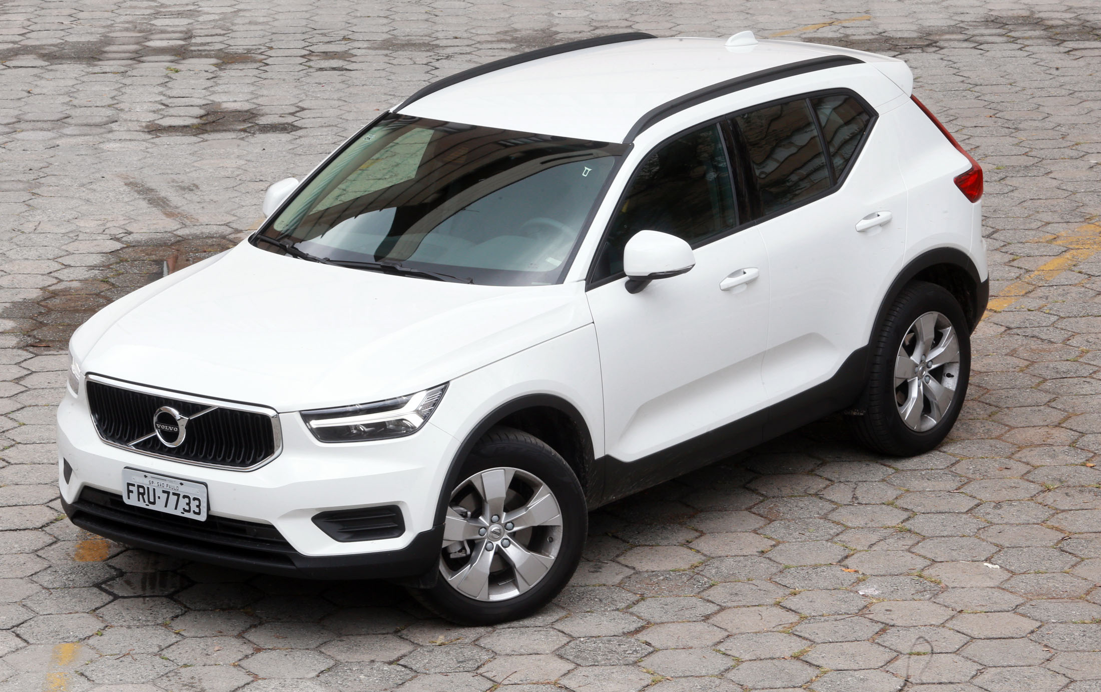 XC40 T4 marca Volvo