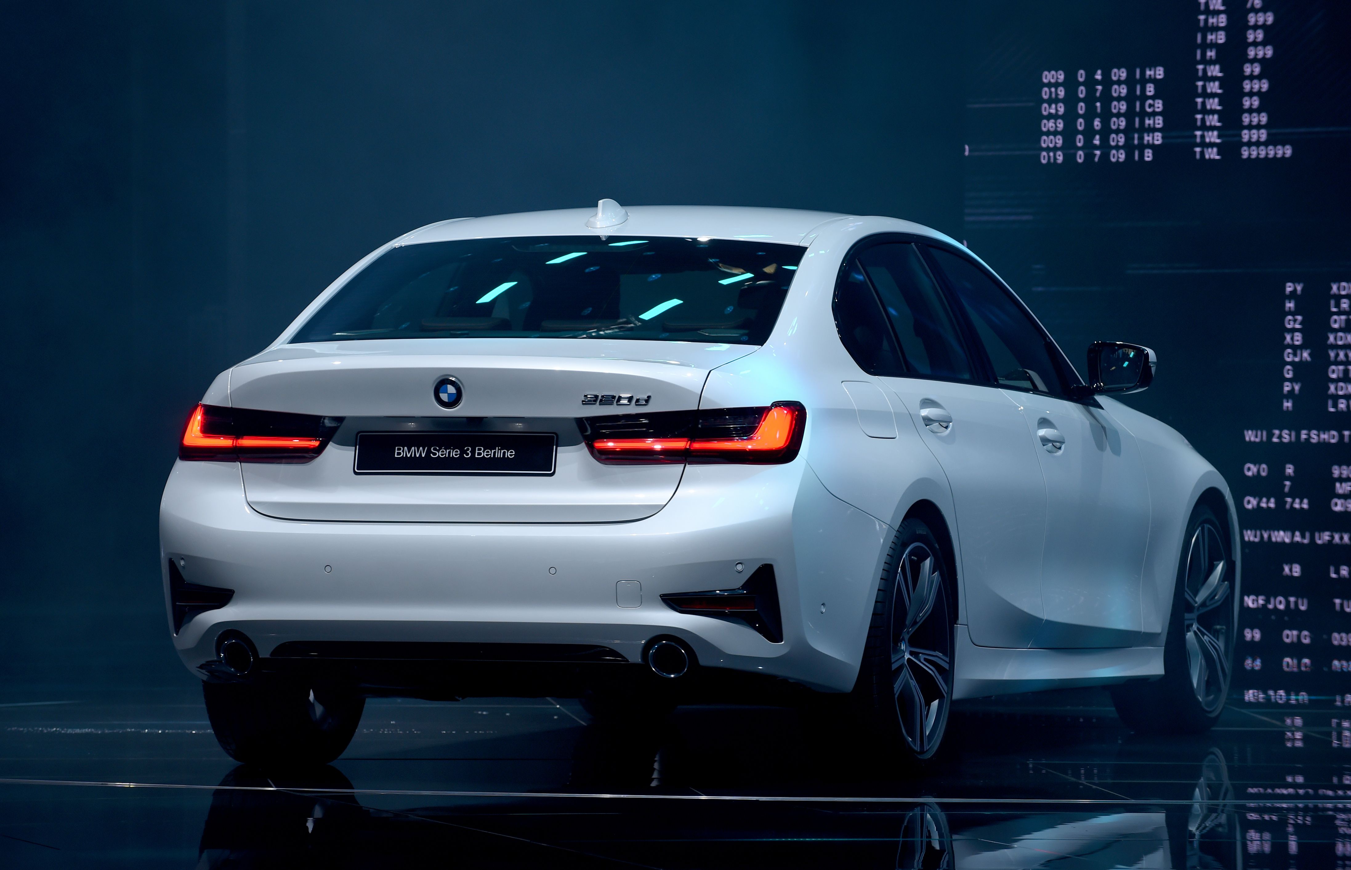 BMW Série 3 veículos de luxo