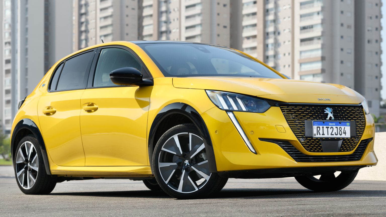 Os 10 carros elétricos mais baratos do Brasil; veja a lista